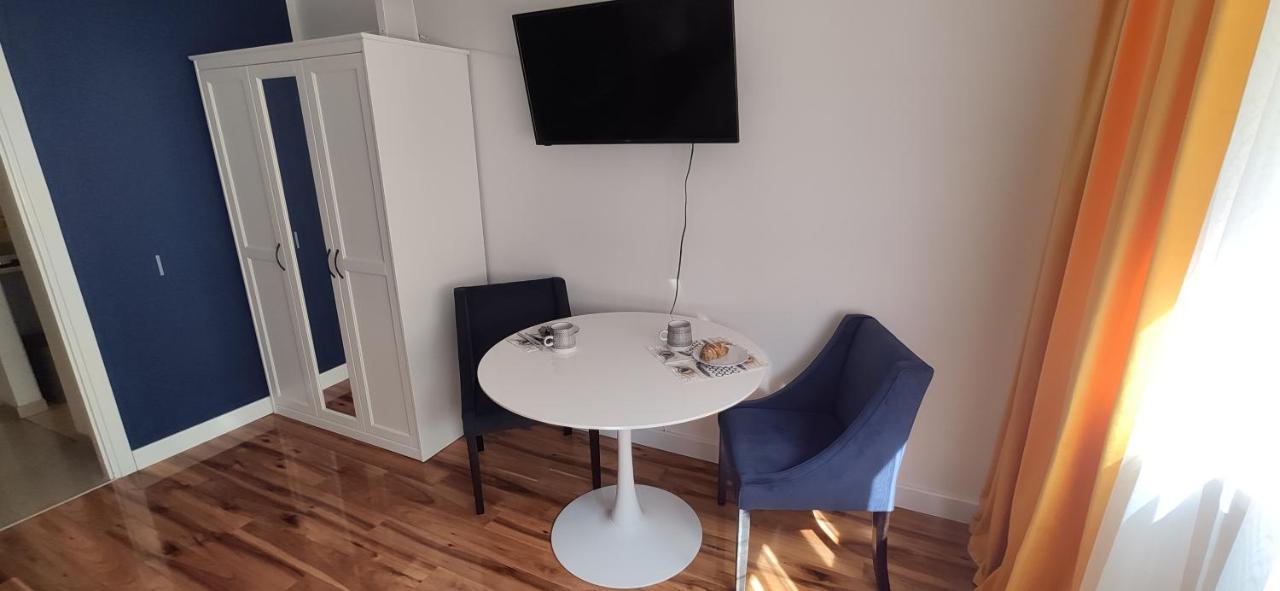 Comfortable Studio Old Town/New City Варшава Екстер'єр фото